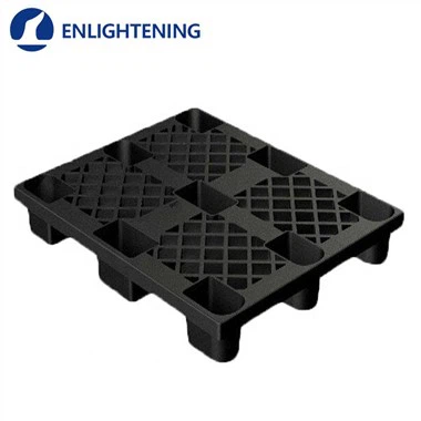 Palete de plástico preto